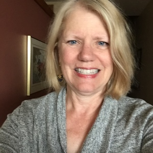 Debbie Lloyd's avatar